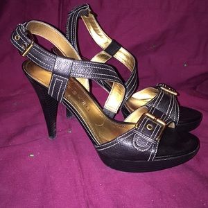 Marc Fisher Black Leather Volina heels
